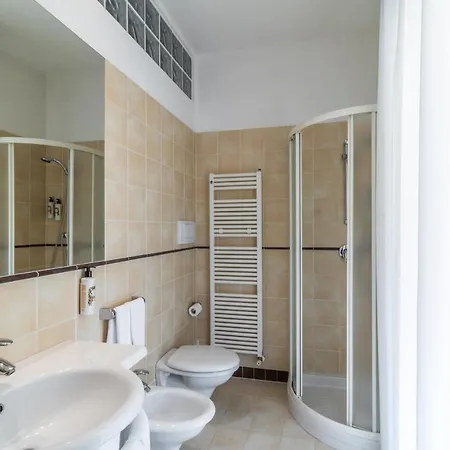 Hotel Arizona 3*