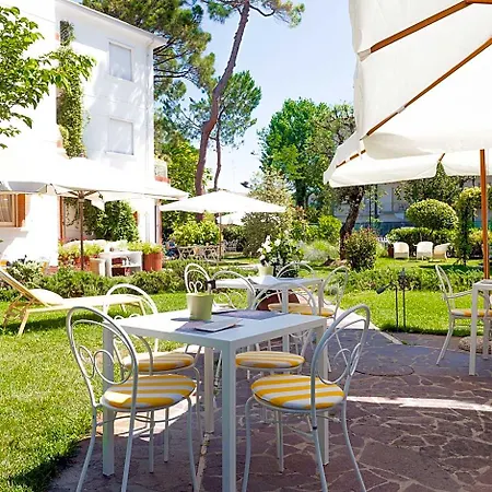 Otel Arizona 3*