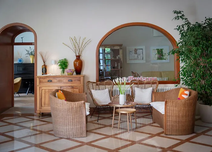 Hotel Arizona 3*